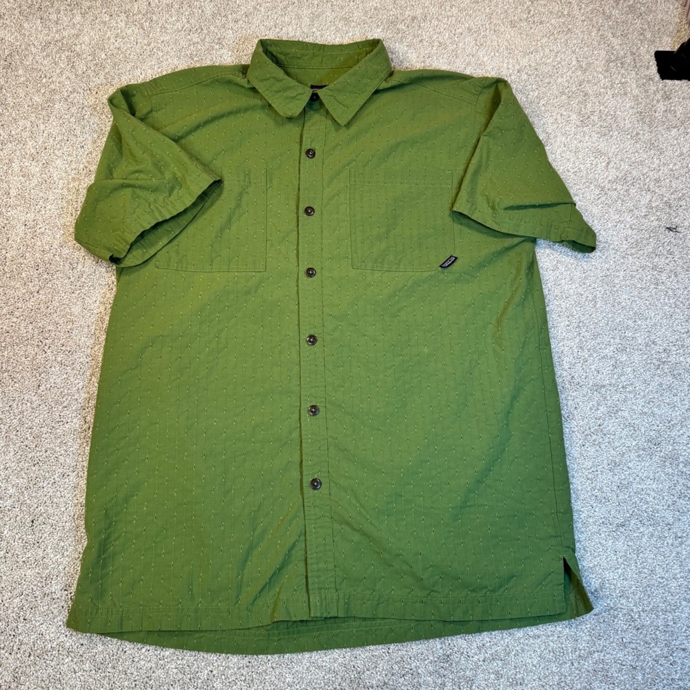 Patagonia Mens Large Green Dobby Weave Short Sleeve Button Up Organic Cotton